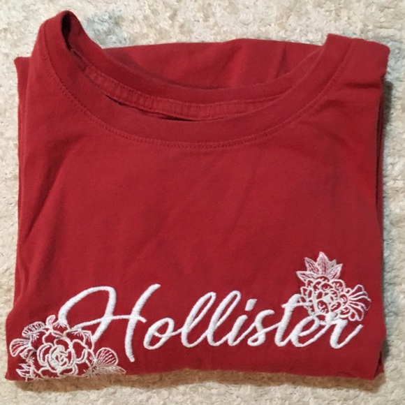 Hollister T-Shirt - Picture 1 of 3